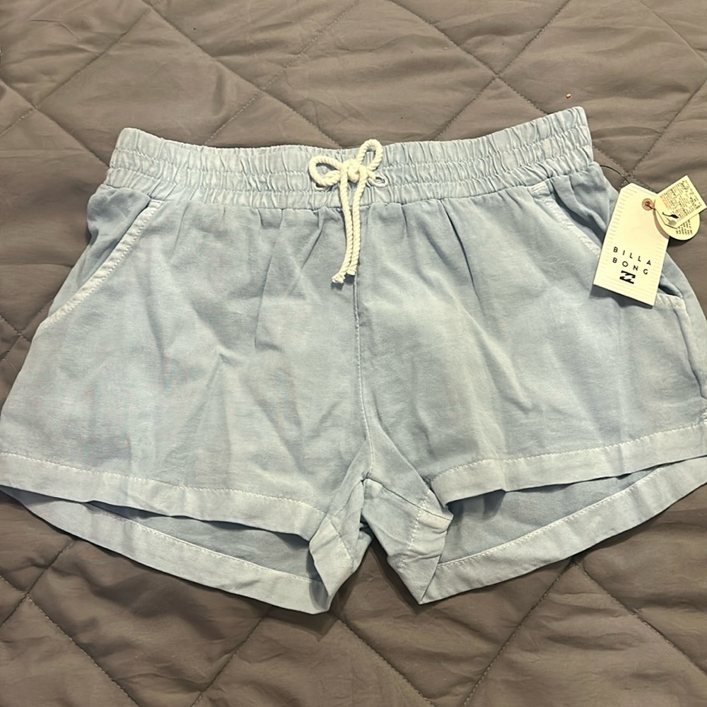 Brand new billabong shorts youth